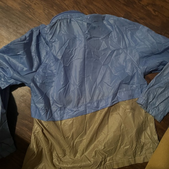 Vintage Lacoste windbreaker - Picture 4 of 5